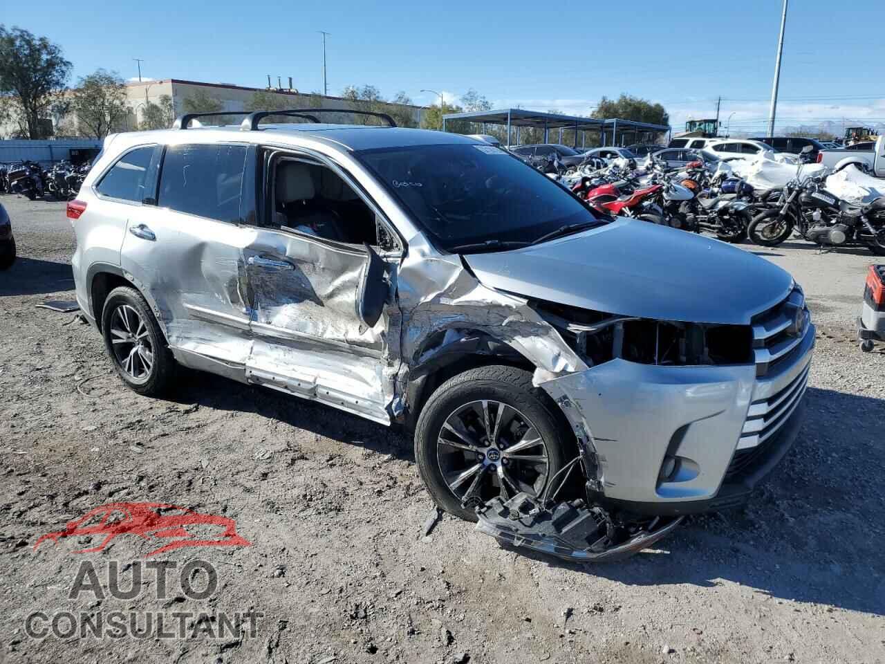 TOYOTA HIGHLANDER 2017 - 5TDZZRFH6HS217687