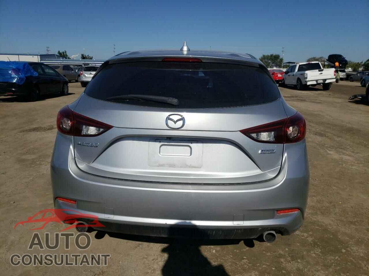 MAZDA 3 2017 - JM1BN1M37H1103877
