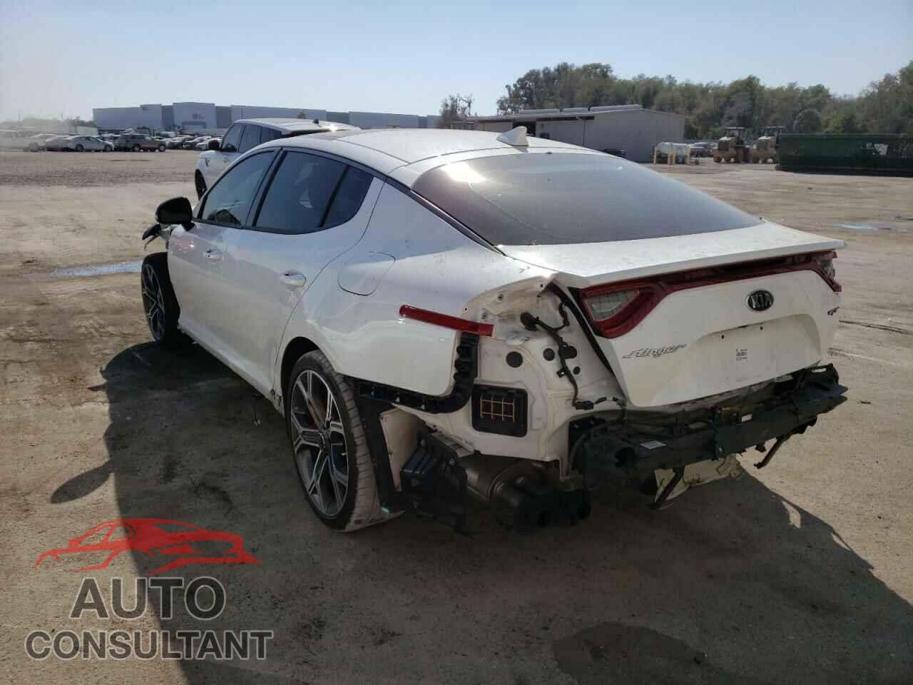 KIA STINGER 2018 - KNAE45LC0J6035517