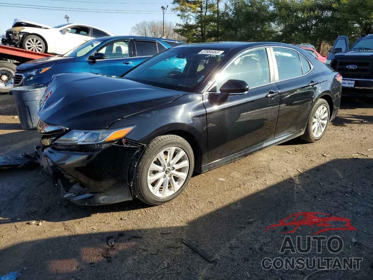 TOYOTA CAMRY 2018 - 4T1B11HK0JU531092