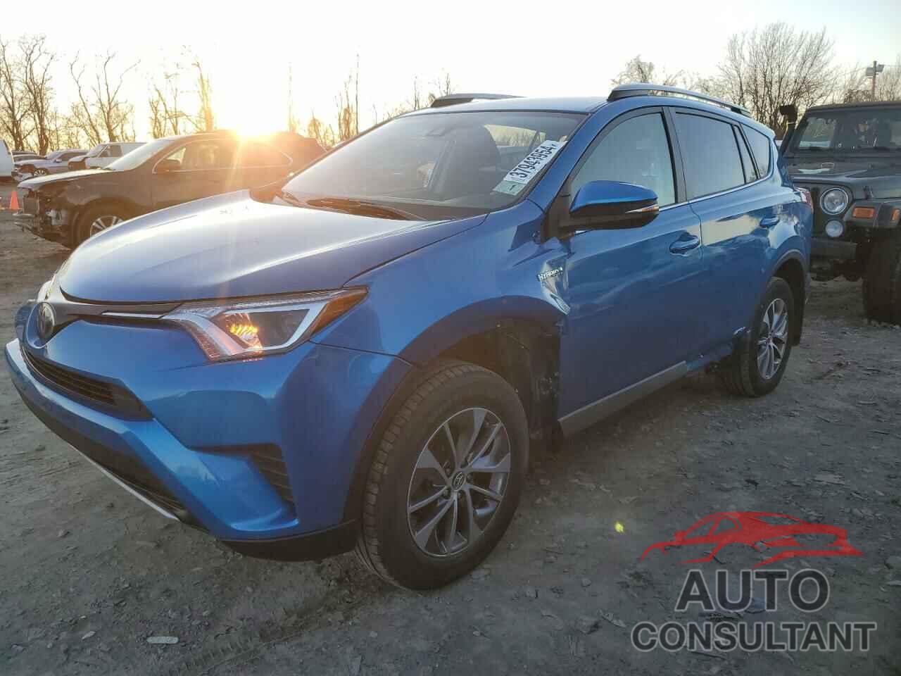 TOYOTA RAV4 2018 - JTMRJREV1JD249768