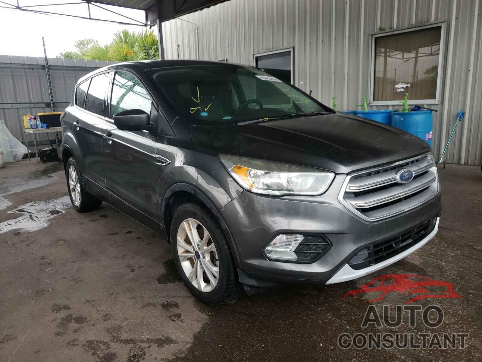 FORD ESCAPE 2017 - 1FMCU0GD0HUA25054