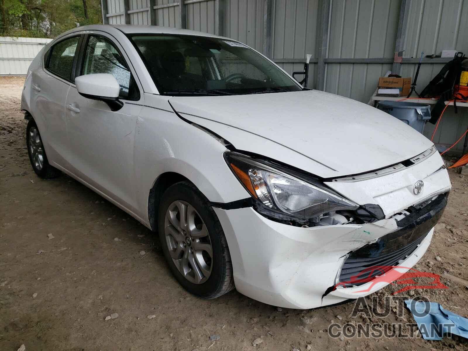 TOYOTA YARIS 2017 - 3MYDLBYV0HY186727