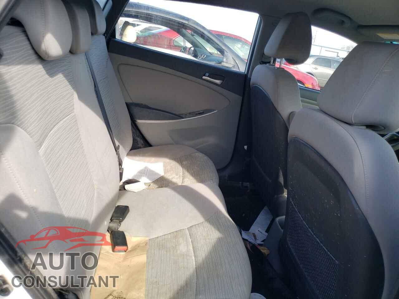 HYUNDAI ACCENT 2016 - KMHCT5AE4GU272125