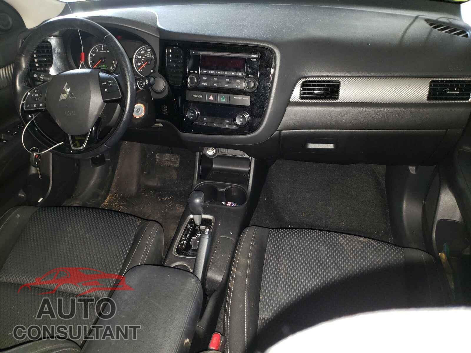 MITSUBISHI OUTLANDER 2016 - JA4AD2A35GZ041849