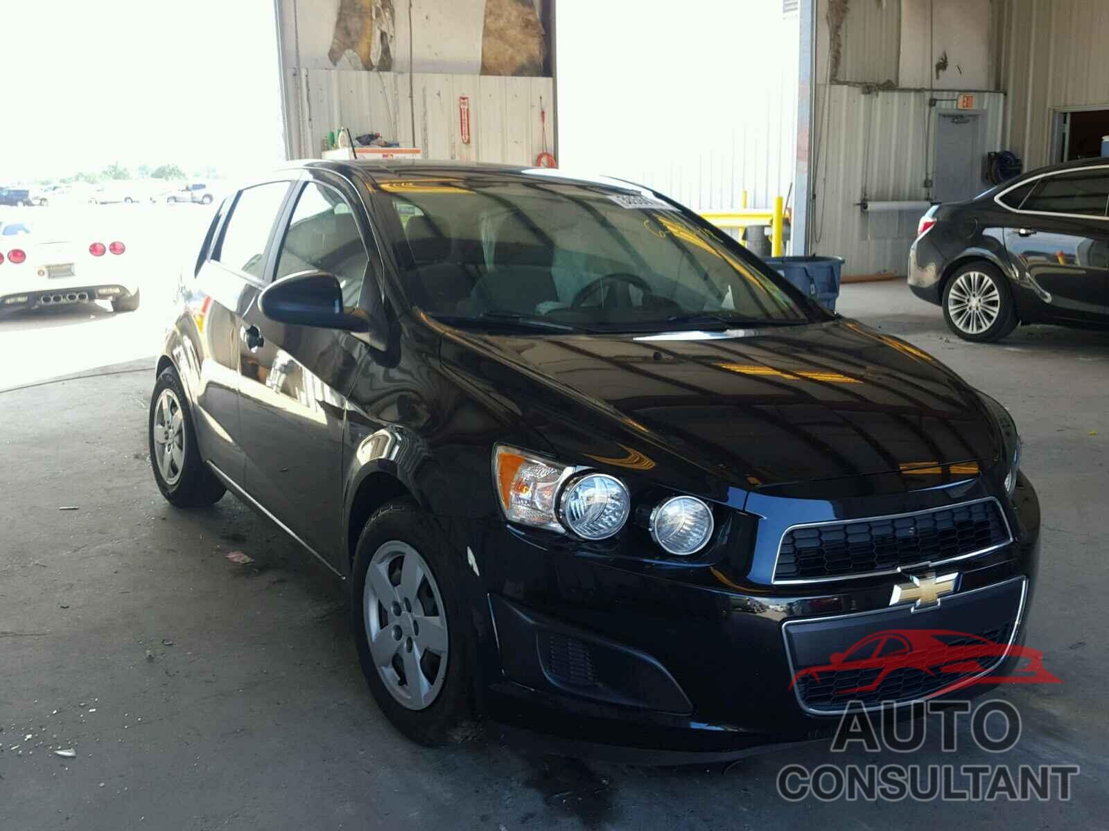 CHEVROLET SONIC 2016 - 1G1JA6SHXG4154623