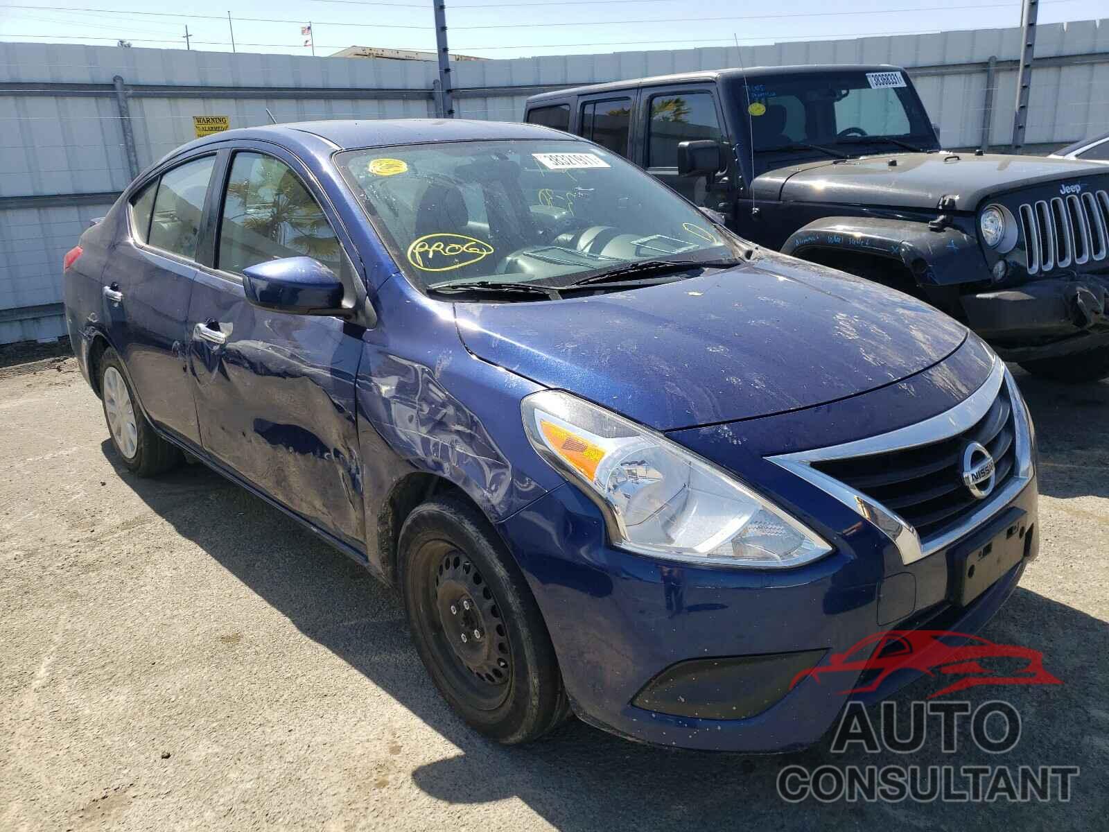 NISSAN VERSA 2018 - 3N1CN7AP1JL839603