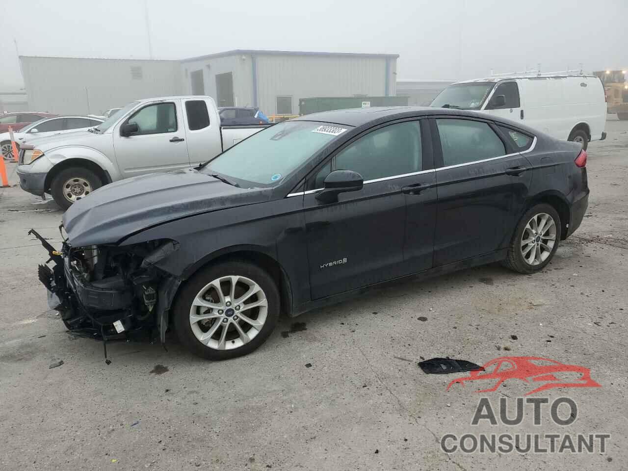 FORD FUSION 2019 - 3FA6P0LU0KR107109