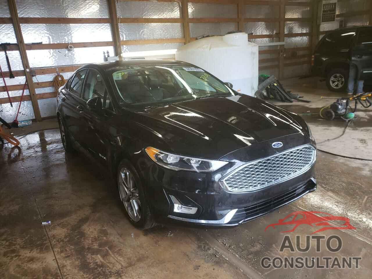 FORD FUSION 2019 - 3FA6P0RU3KR243208