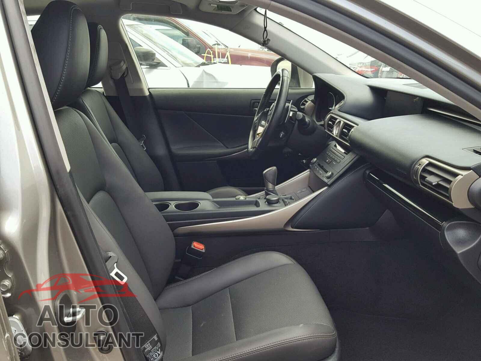 LEXUS IS250 2015 - JTHBF1D28F5076391