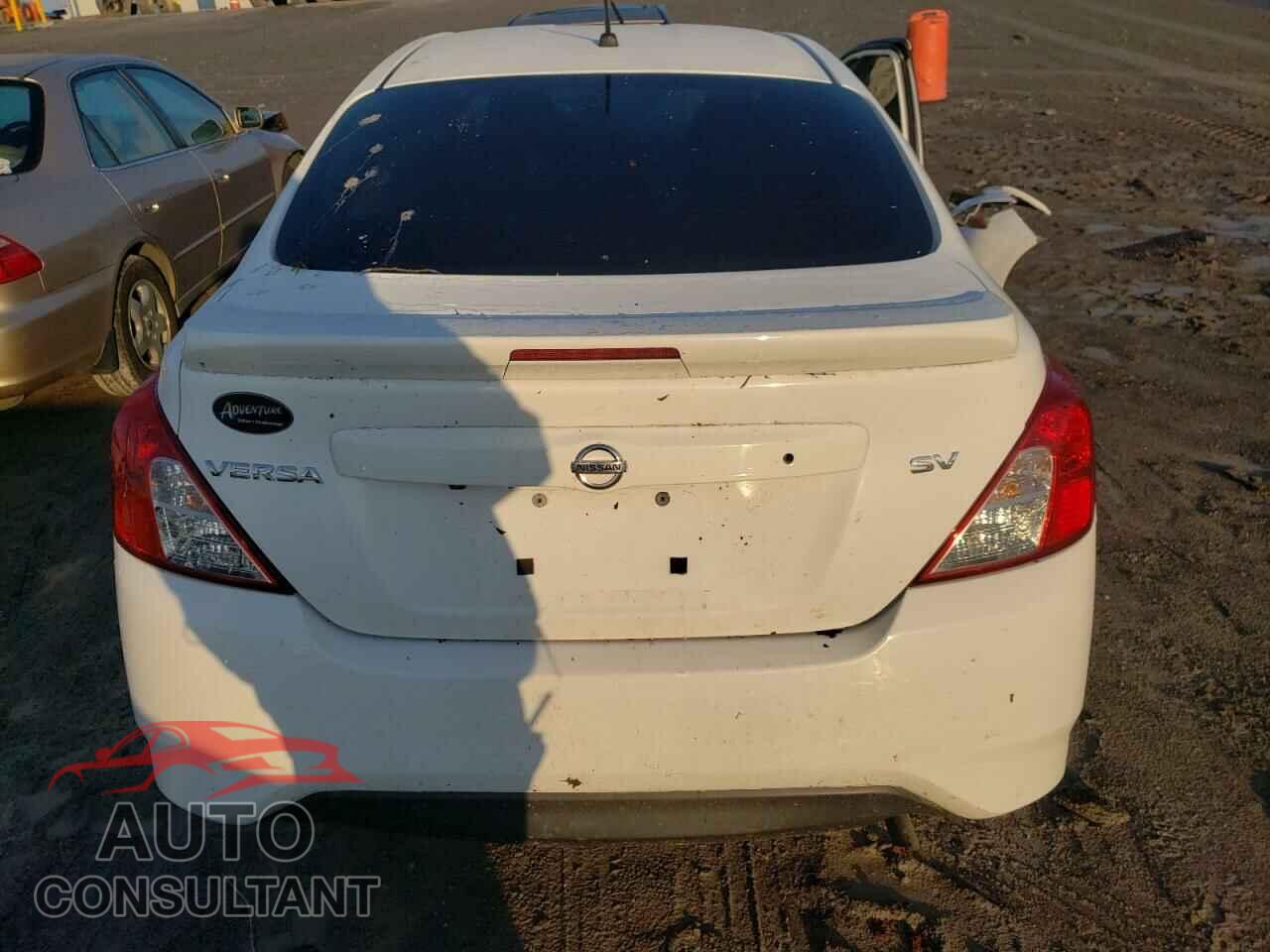 NISSAN VERSA 2019 - 3N1CN7AP3KL849664