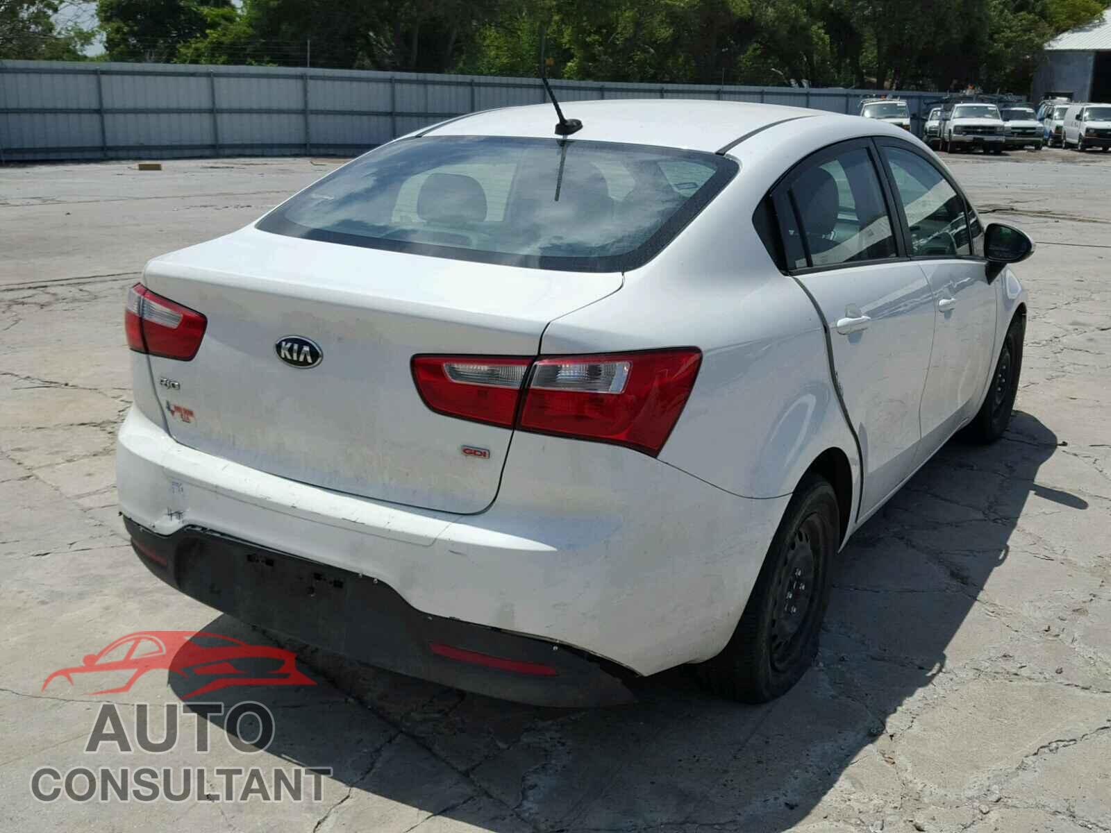 KIA RIO 2015 - KNADM4A35F6435296