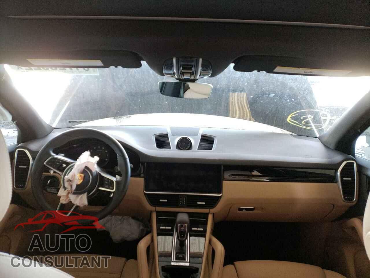 PORSCHE CAYENNE 2021 - WP1AA2AY0MDA07657
