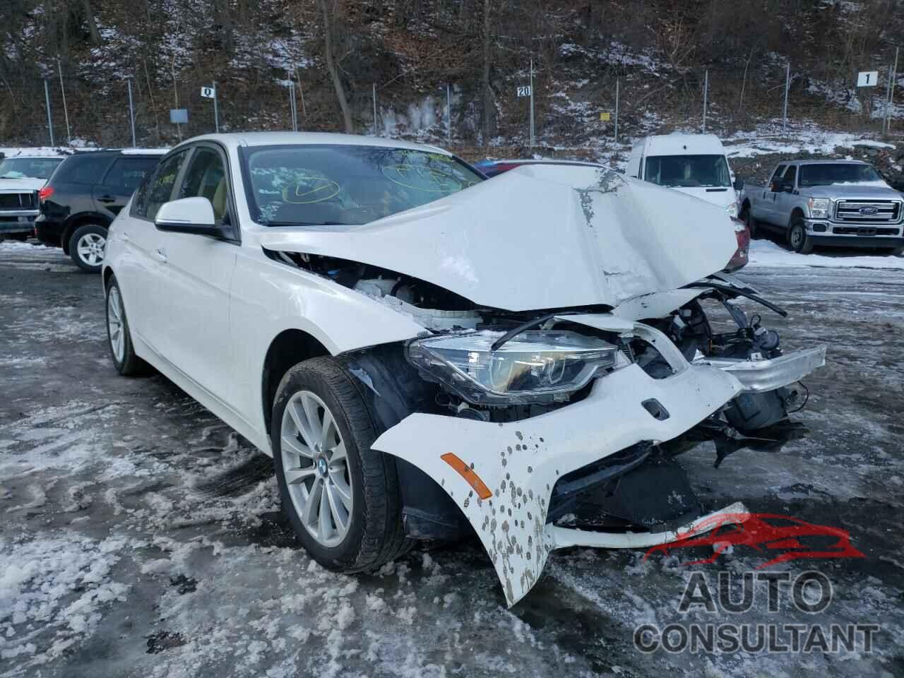 BMW 3 SERIES 2018 - WBA8E5G53JNU47880