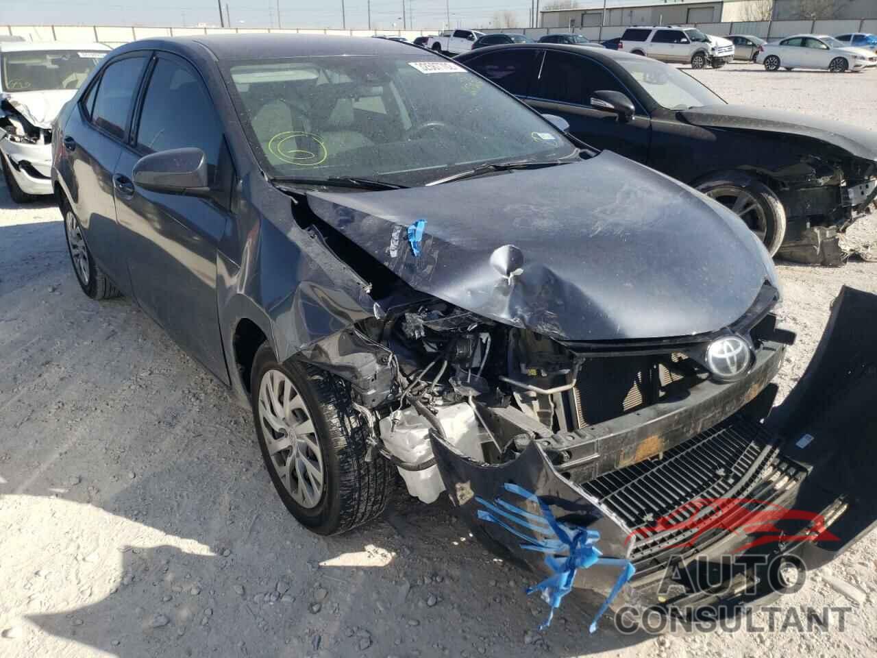 TOYOTA COROLLA 2018 - 5YFBURHE7JP853603