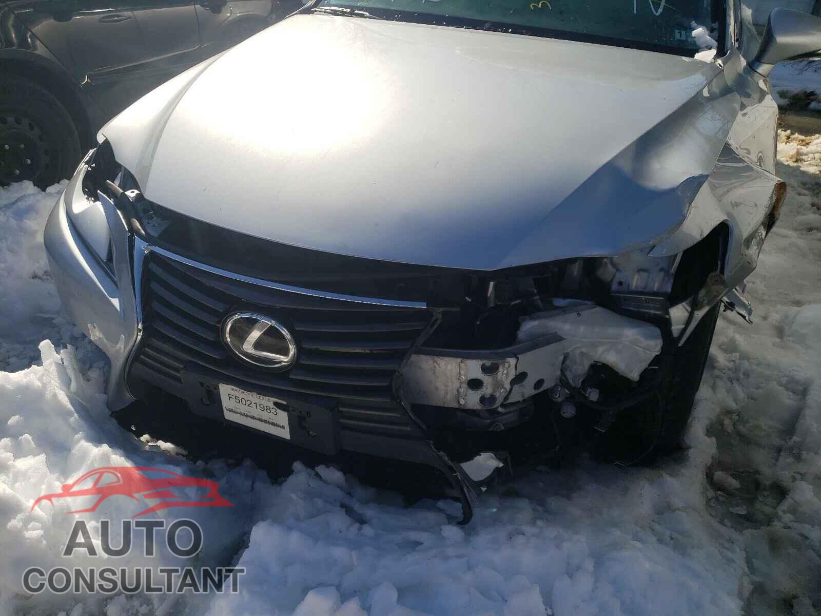 LEXUS IS 2015 - KNMAT2MT7GP596253