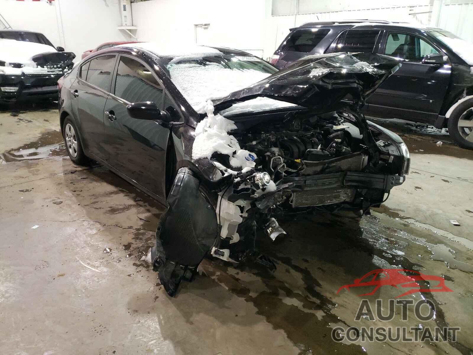 KIA FORTE 2018 - 3KPFK4A73JE167887