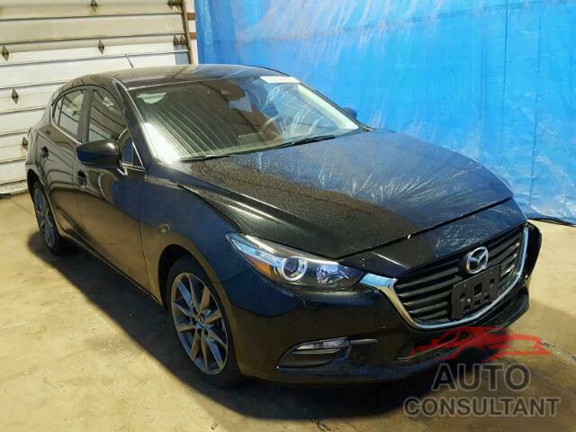 MAZDA 3 2018 - 3MZBN1L37JM181227