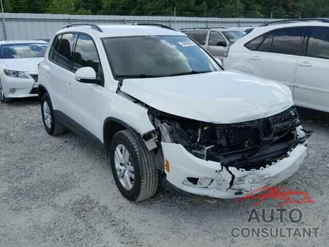 VOLKSWAGEN TIGUAN 2017 - WVGAV7AX2HK022622