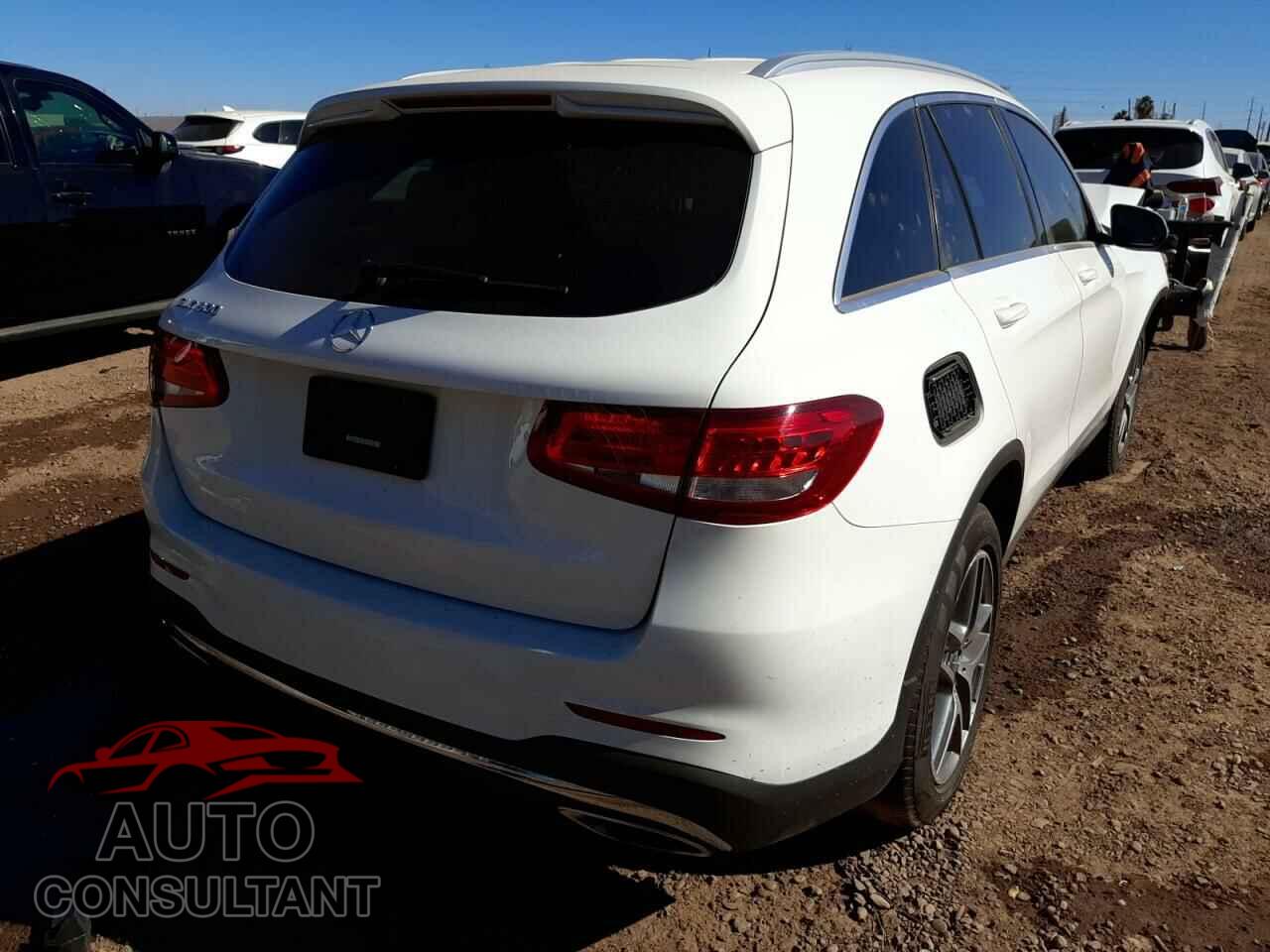 MERCEDES-BENZ GLC-CLASS 2017 - WDC0G4JB4HF265834