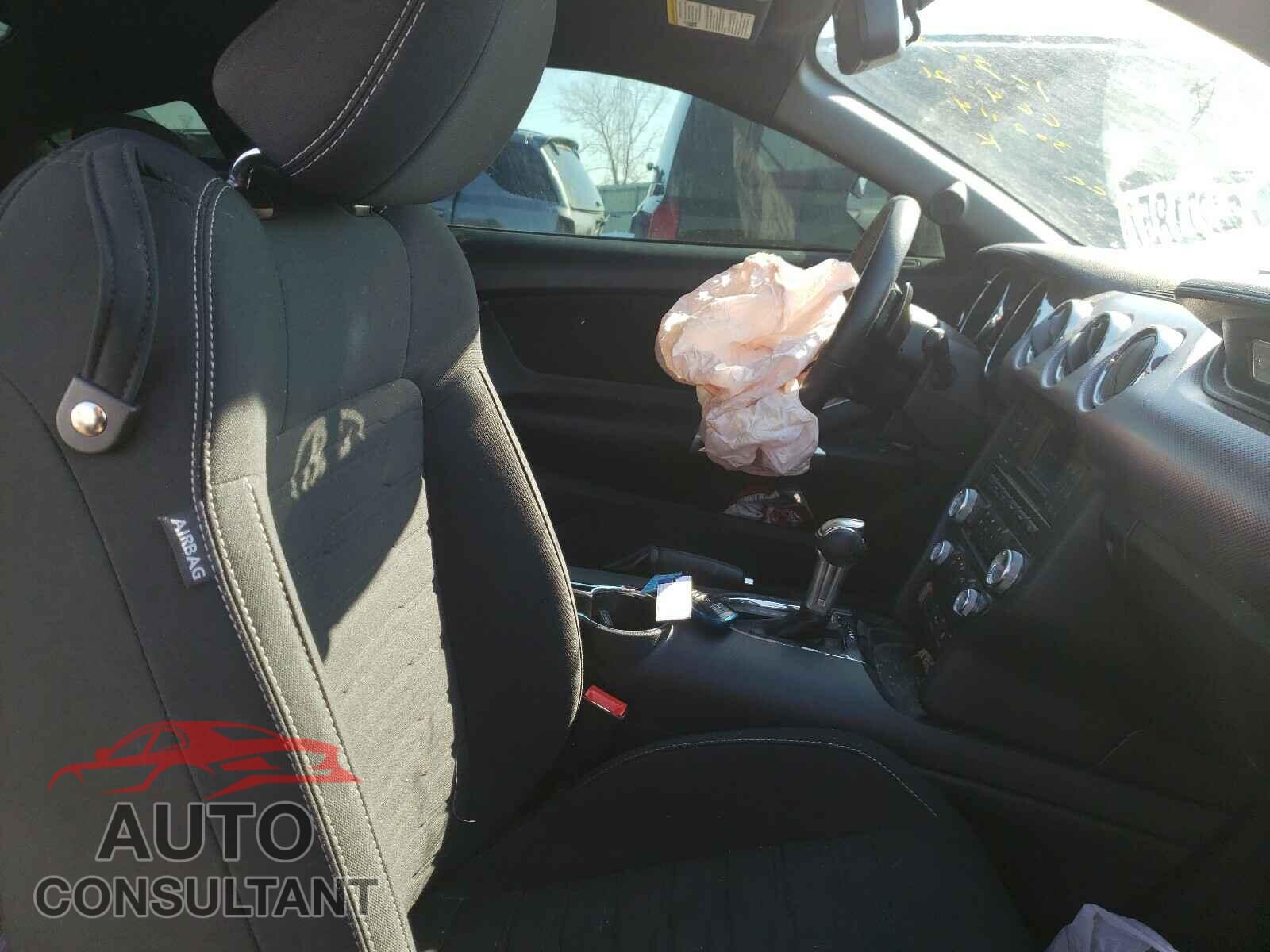 FORD MUSTANG 2017 - 1FA6P8TH8H5302114