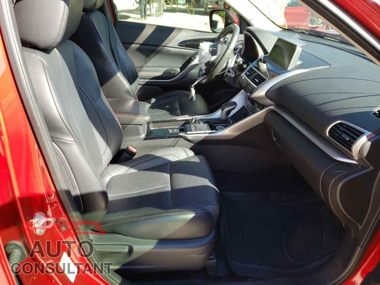 MITSUBISHI ECLIPSE 2018 - JA4AT5AAXJZ051514