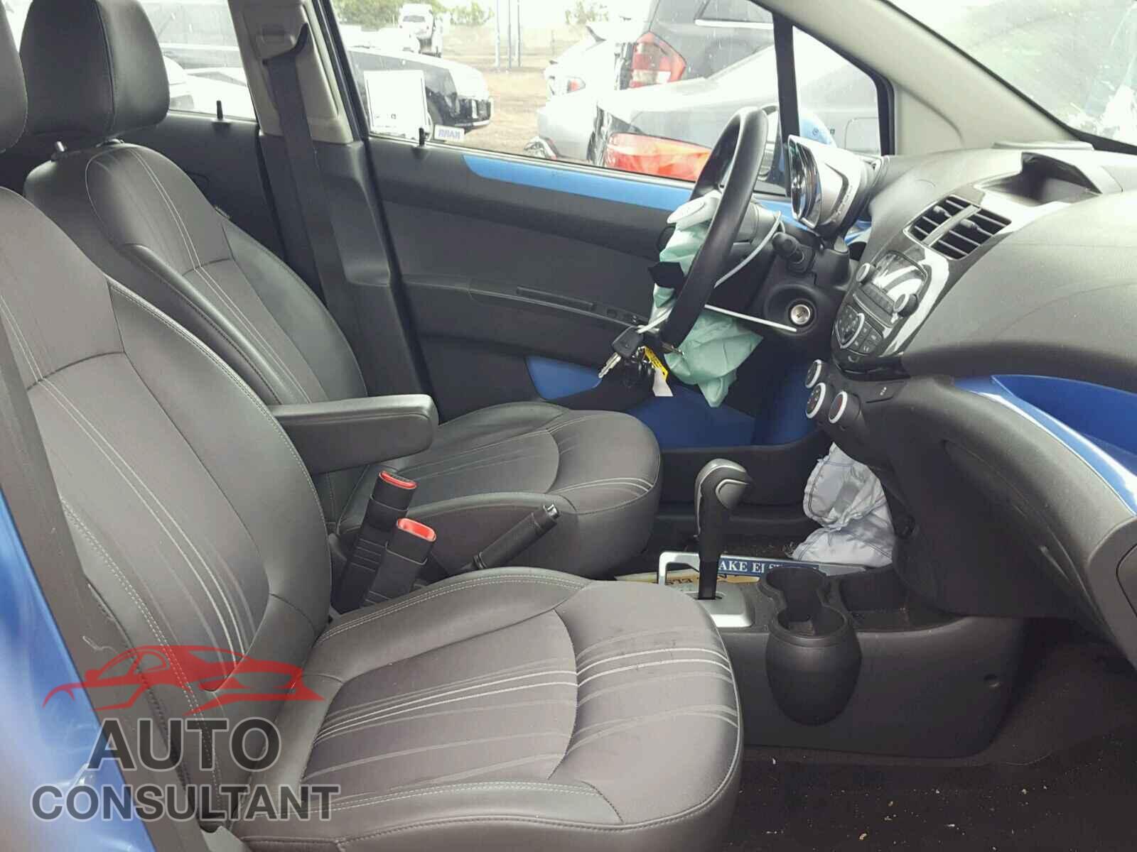 CHEVROLET SPARK 2015 - KL8CB6S91FC752442