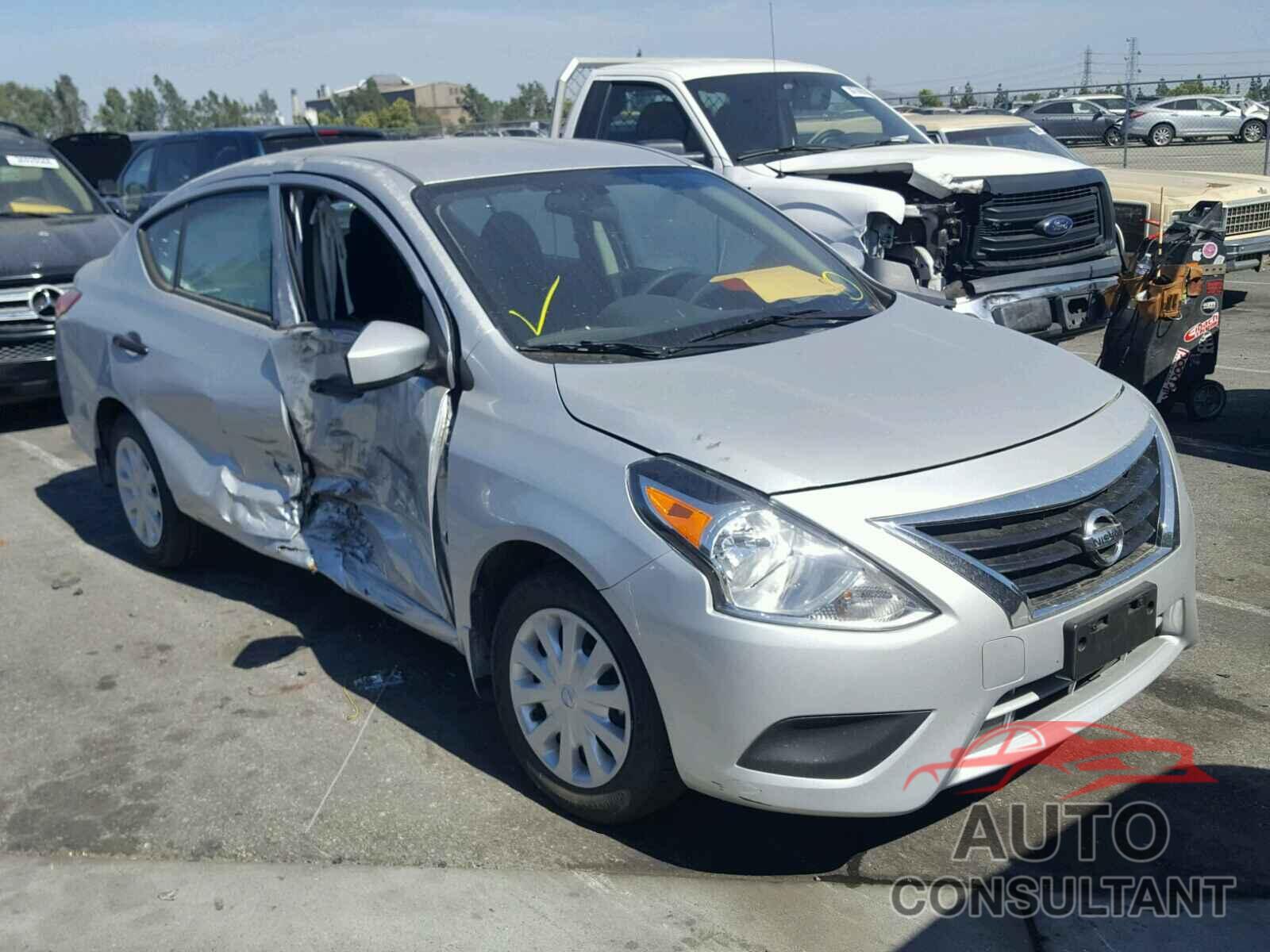 NISSAN VERSA 2017 - 3N1CN7AP0HL908663