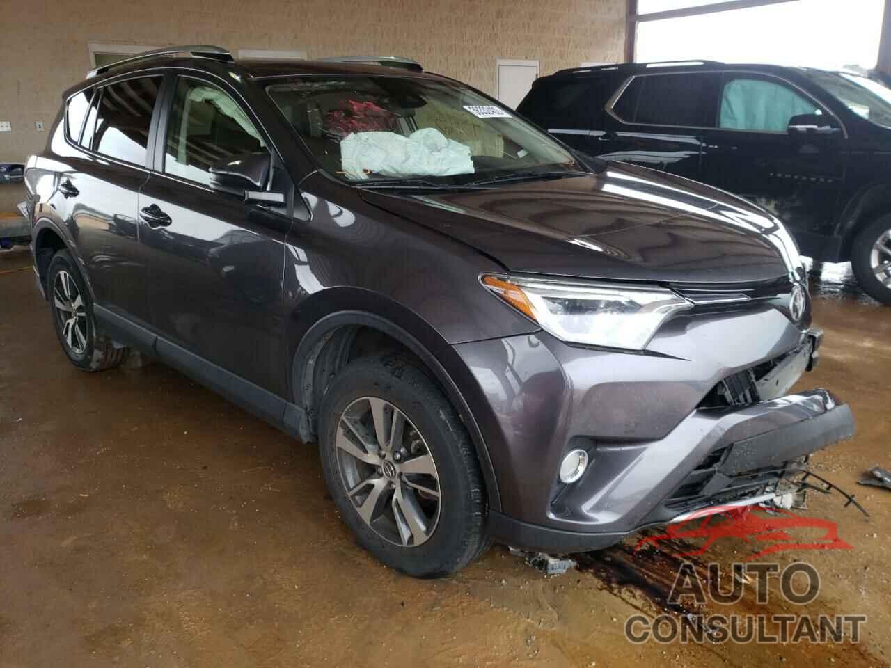 TOYOTA RAV4 2017 - JTMWFREV4HJ708856