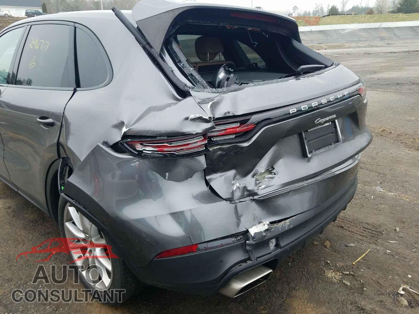 PORSCHE CAYENNE 2019 - WP1AA2AY1KDA06496