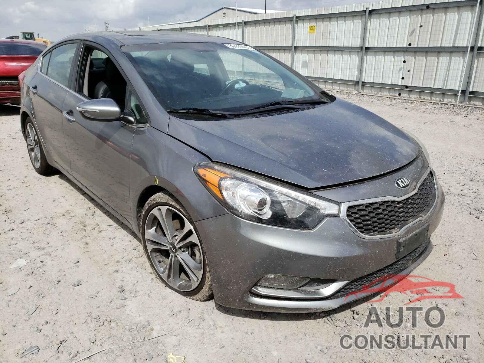 KIA FORTE 2016 - KNAFZ4A83G5590037