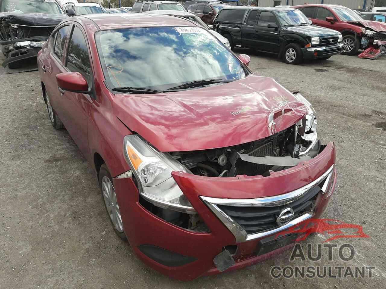 NISSAN VERSA 2018 - 3N1CN7AP4JL801735