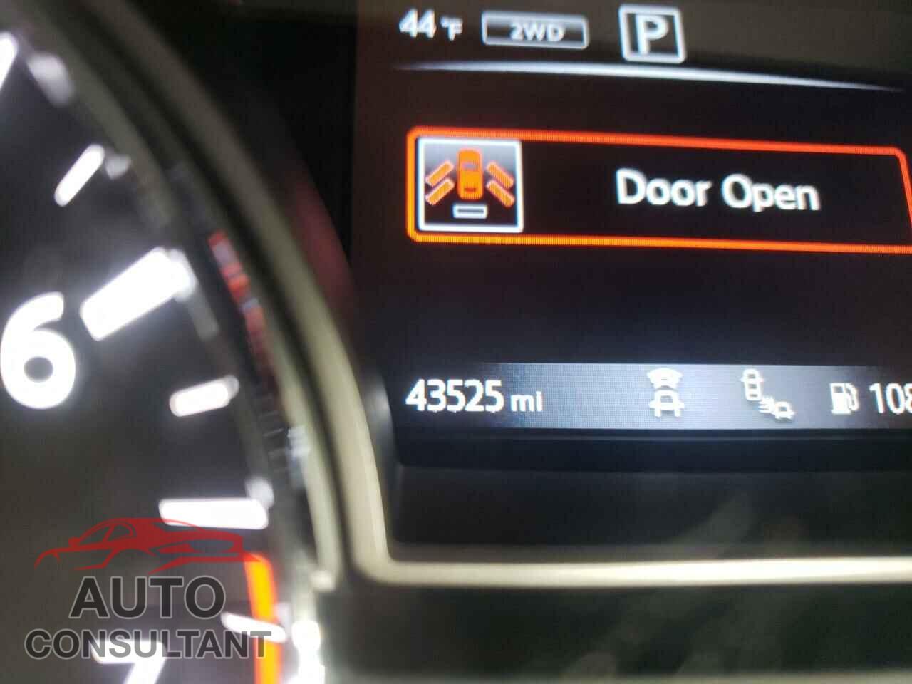 NISSAN PATHFINDER 2020 - 5N1DR2BM7LC607806