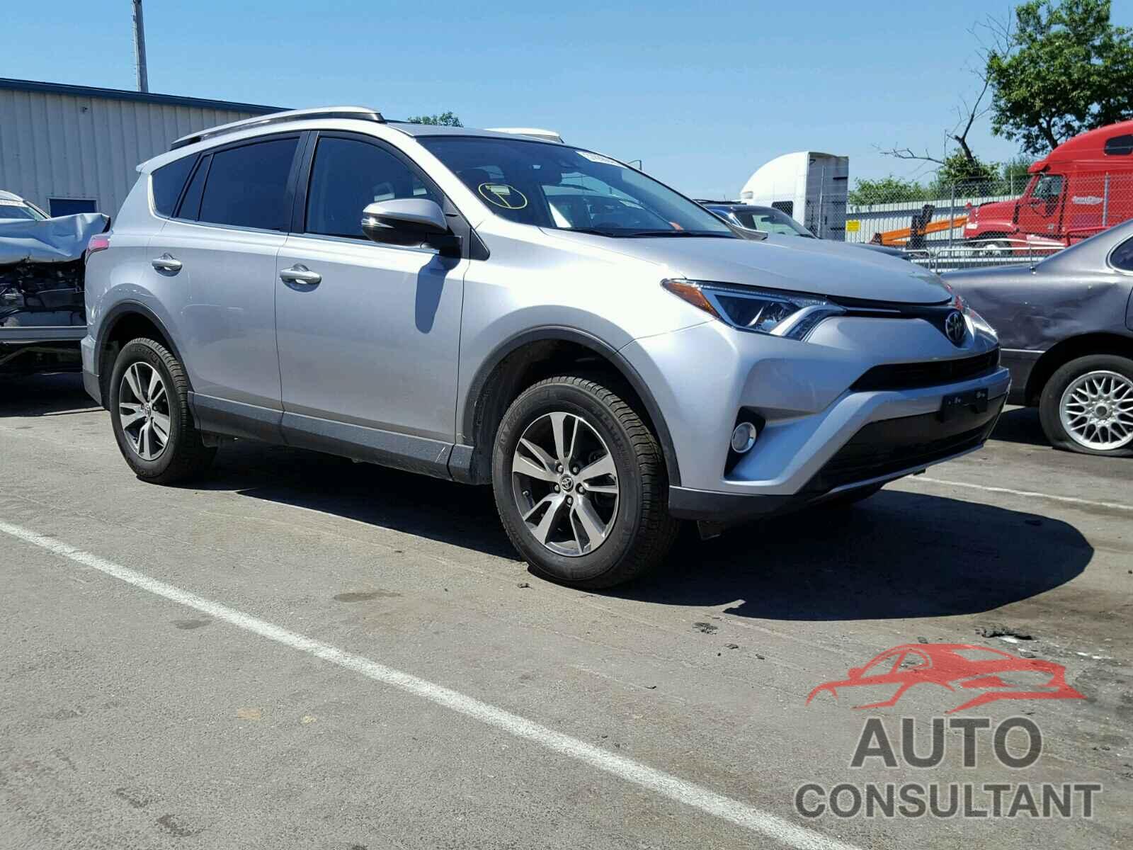 TOYOTA RAV4 XLE 2017 - 2T3RFREV5HW638850