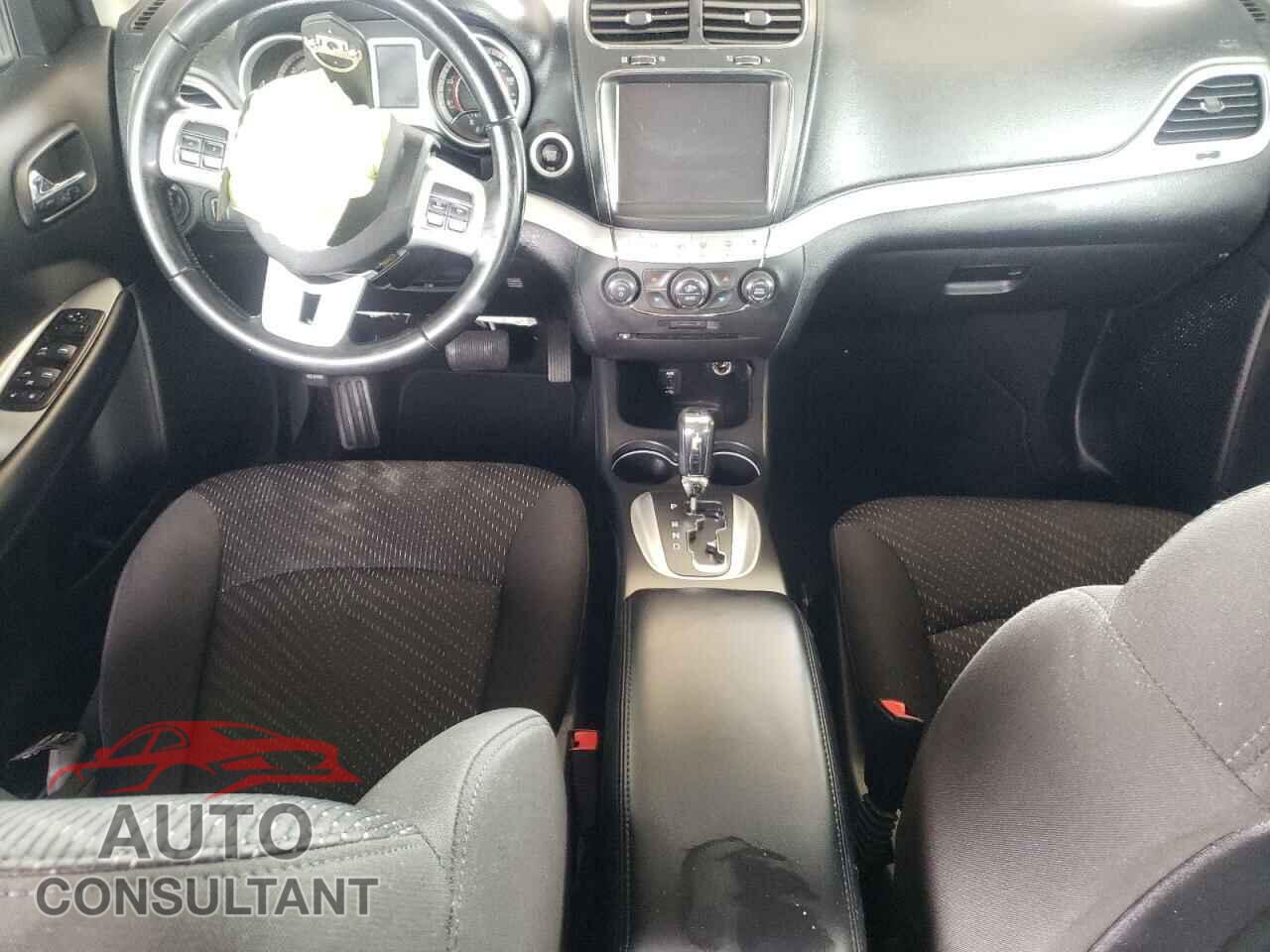 DODGE JOURNEY 2019 - 3C4PDCBB7KT867310