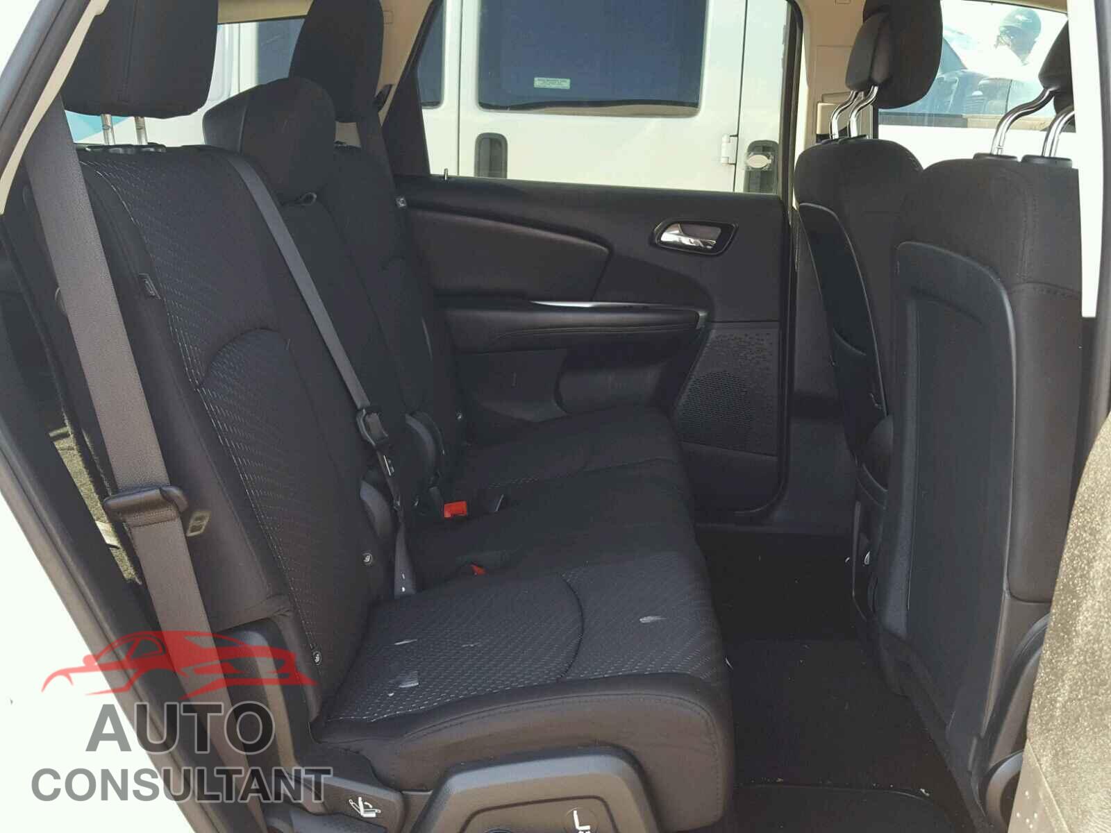 DODGE JOURNEY 2015 - 3C4PDCBG5FT726852