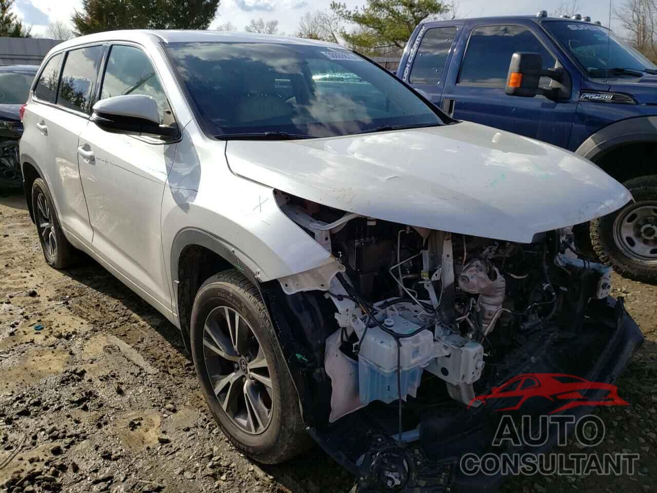 TOYOTA HIGHLANDER 2018 - 5TDBZRFH9JS490582