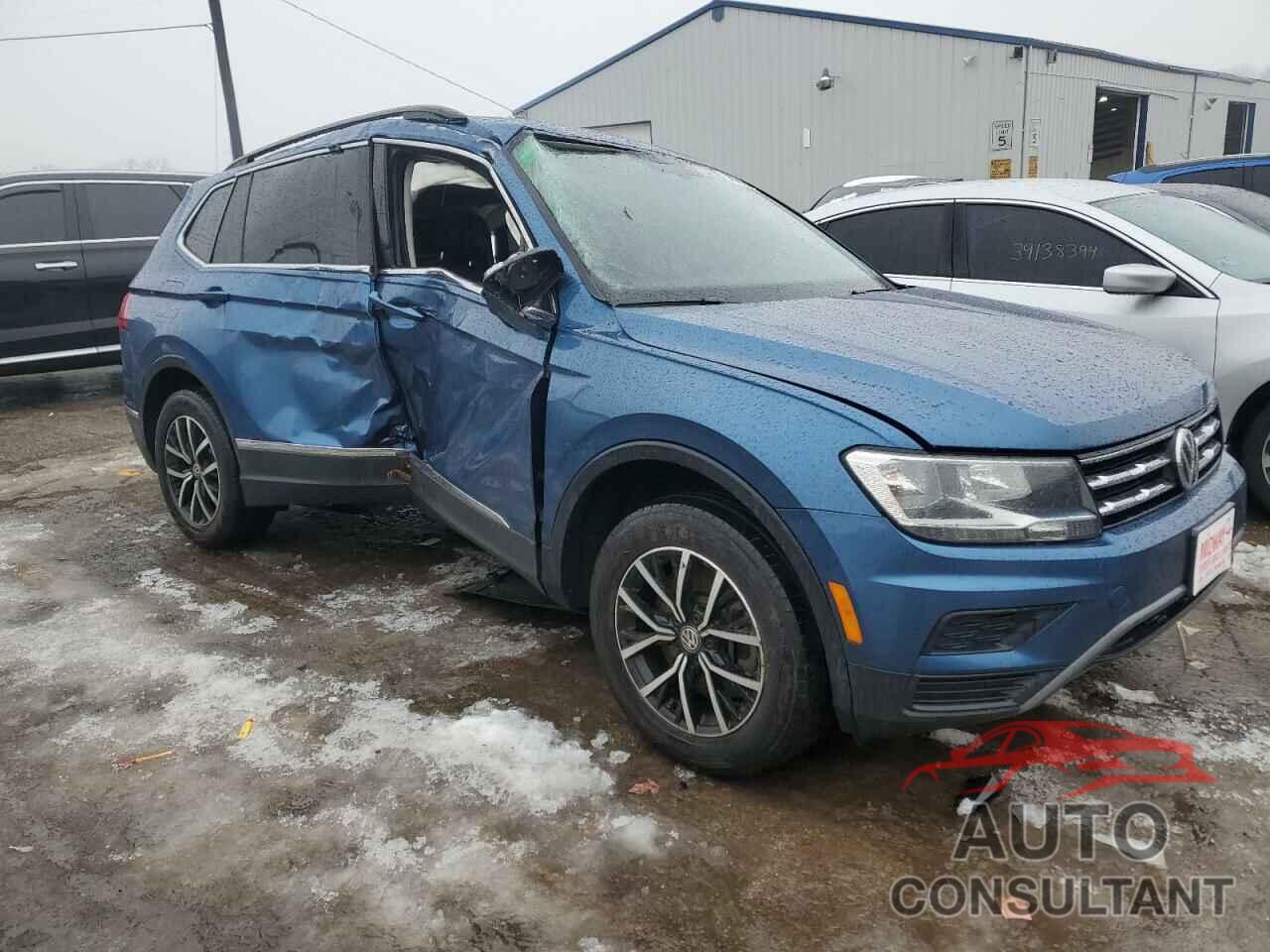 VOLKSWAGEN TIGUAN 2018 - 3VV2B7AX1JM166342