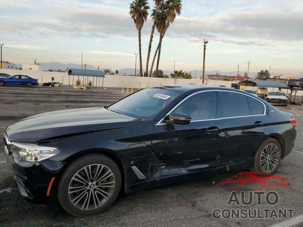 BMW 5 SERIES 2019 - WBAJA9C56KB389552