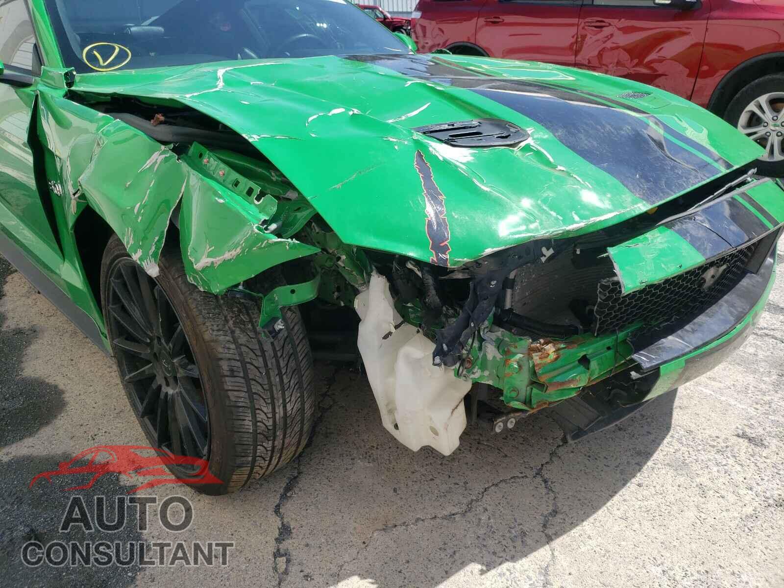 FORD MUSTANG 2019 - 1FA6P8CF4K5111392