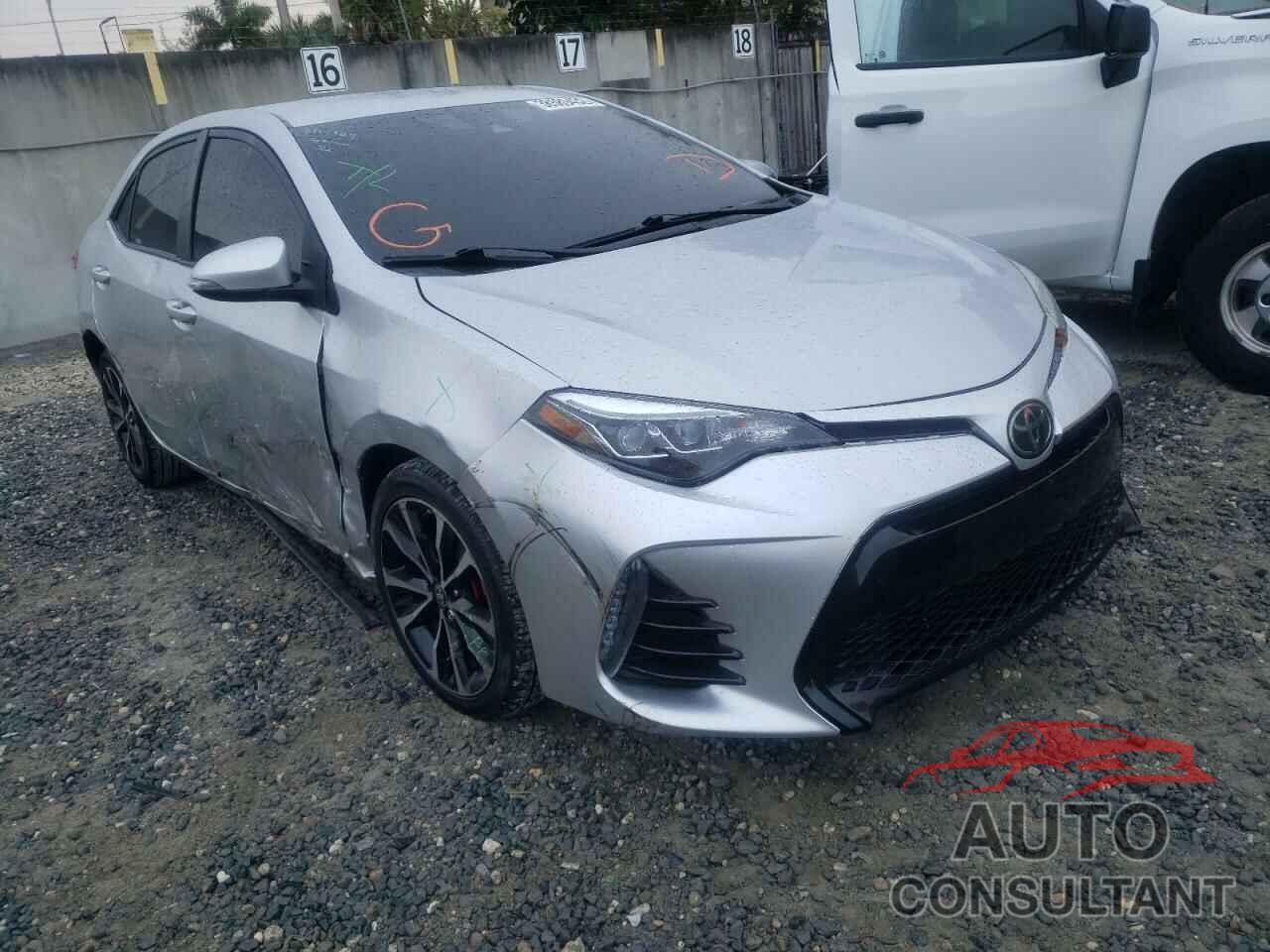 TOYOTA COROLLA 2018 - 2T1BURHE8JC064960