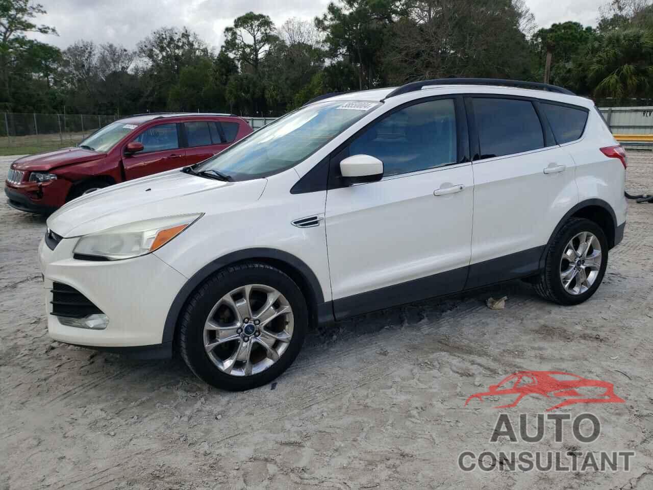 FORD ESCAPE 2015 - 1FMCU0GX3FUC80269