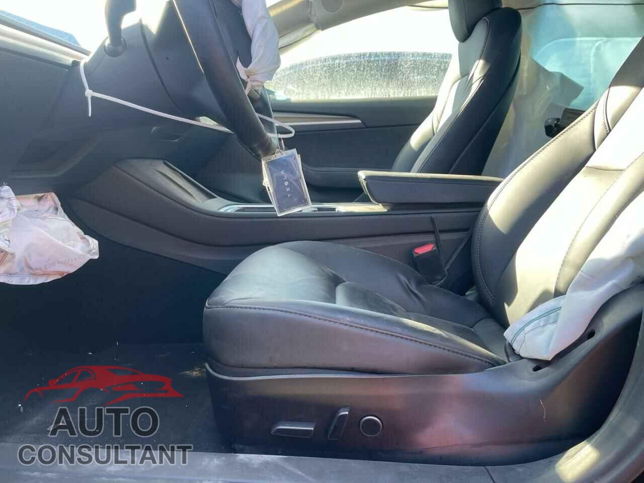 TESLA MODEL 3 2023 - 5YJ3E1EA5PF455864