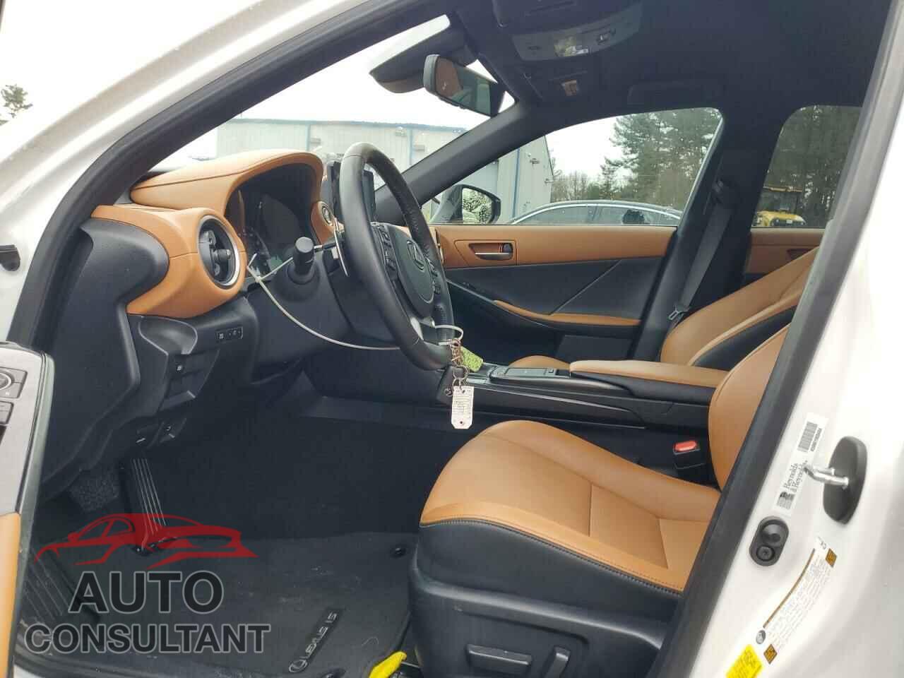 LEXUS IS 2021 - JTHAA1D21M5113773