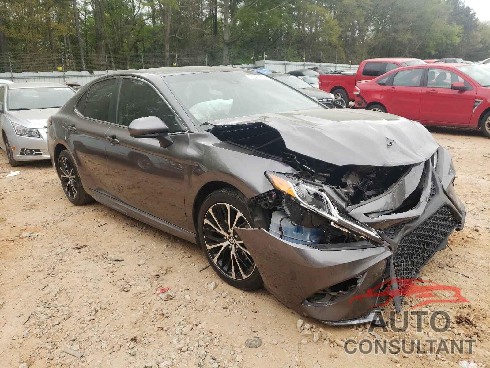 TOYOTA CAMRY 2018 - 4T1B11HKXJU134537