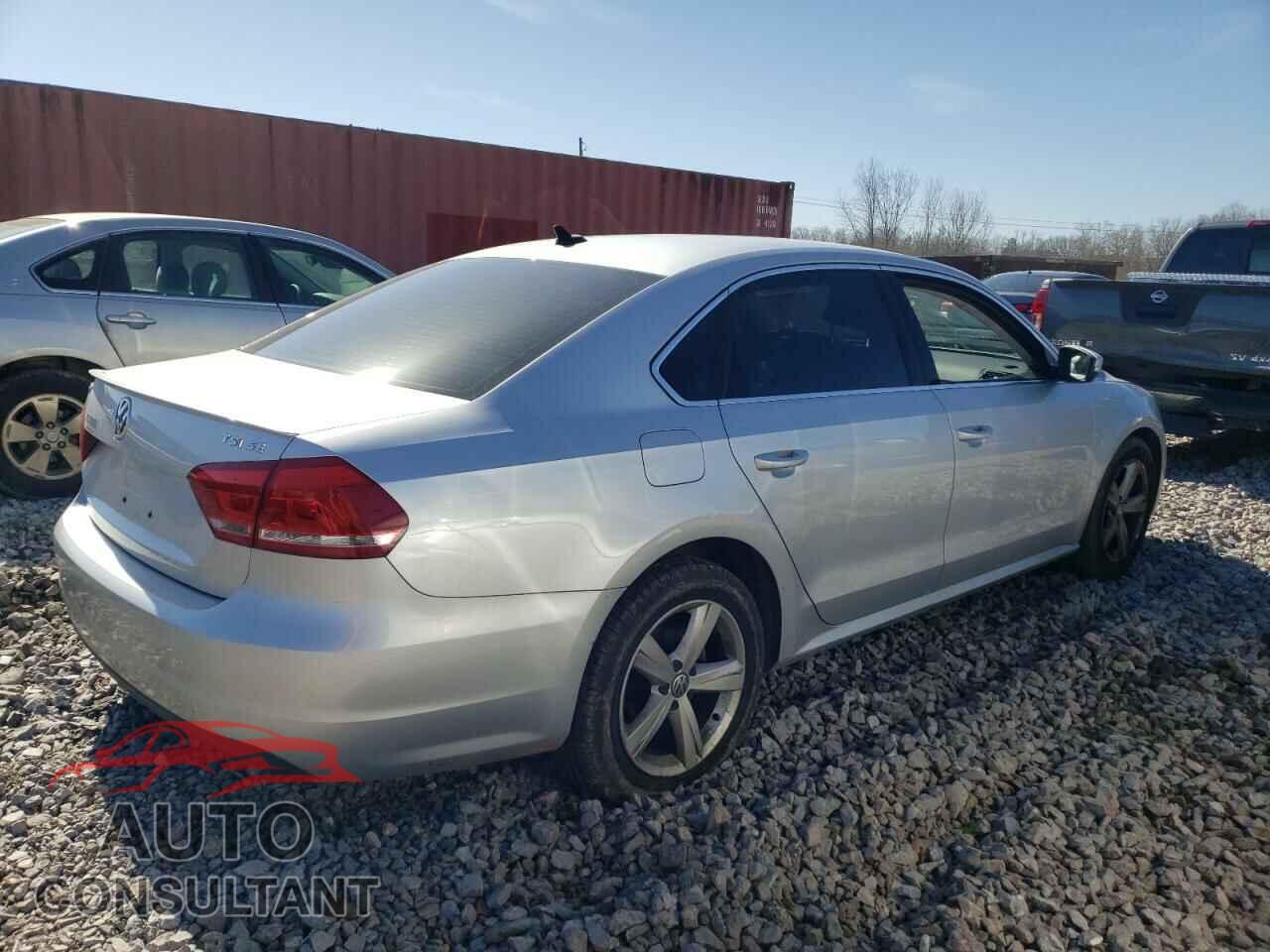 VOLKSWAGEN PASSAT 2015 - 1VWBT7A38FC092416