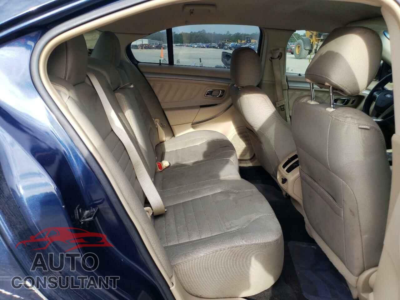 FORD TAURUS 2017 - 1FAHP2D88HG126996