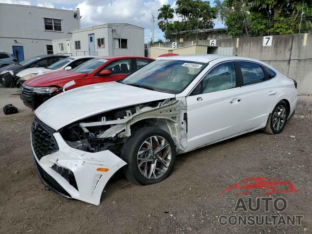 HYUNDAI SONATA 2021 - KMHL64JA8MA152646