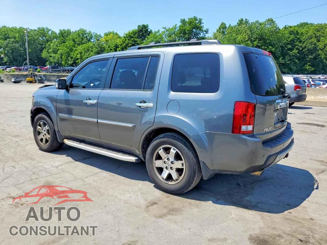 HONDA PILOT 2011 - 5FNYF4H92BB064265