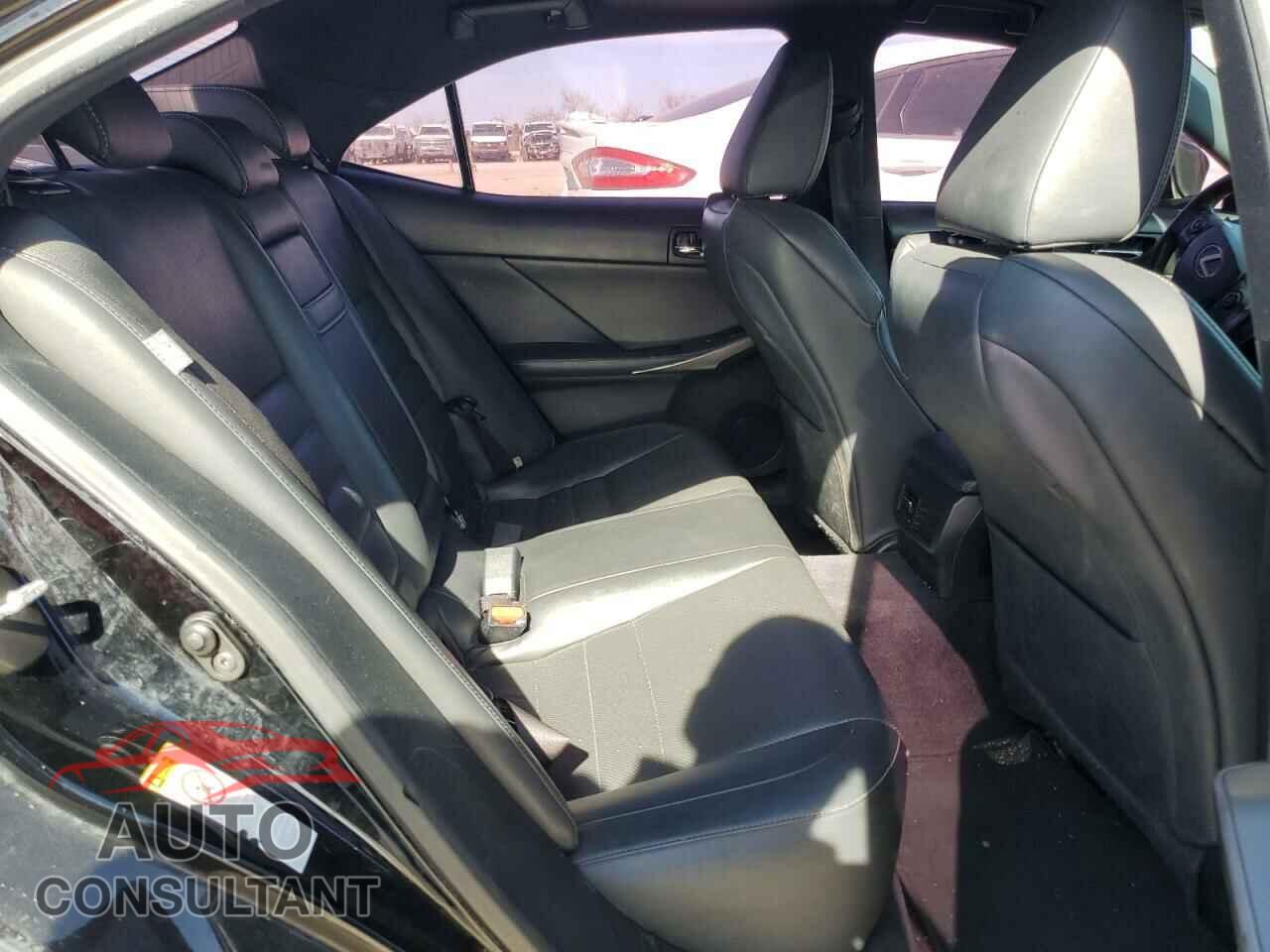 LEXUS IS 2014 - JTHBF1D24E5036114